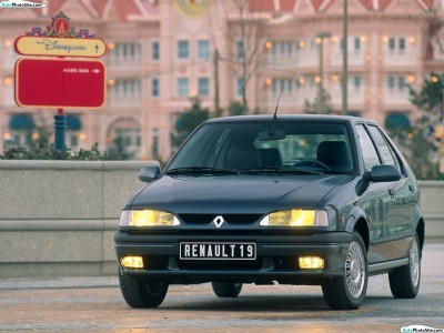 Renault 19 II 1992 - 2002 Hatchback 5 door #2