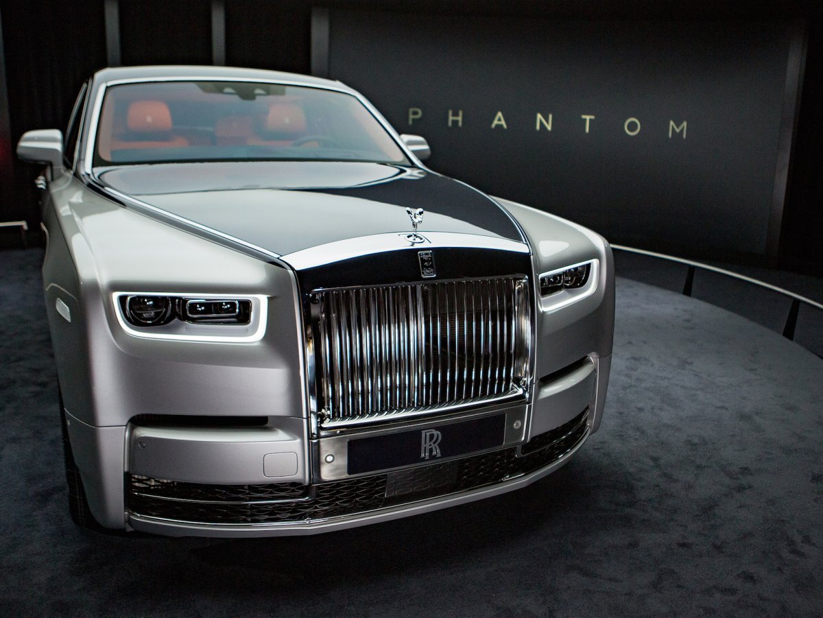 Rolls-Royce Phantom VIII 2017 - now Sedan #7
