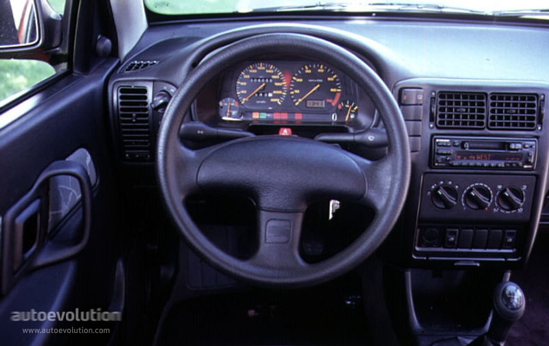 SEAT Ibiza I 1985 - 1993 Hatchback 5 door #6