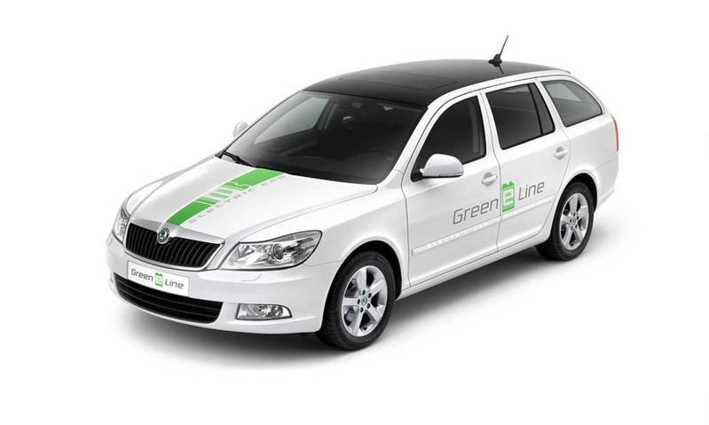 Skoda Roomster I Restyling 2010 - 2015 Compact MPV #7
