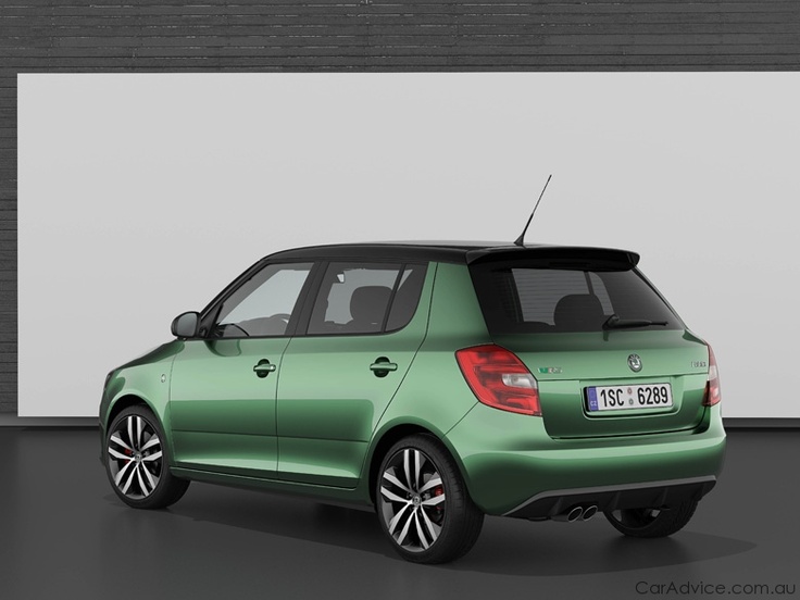 Skoda Roomster I Restyling 2010 - 2015 Compact MPV #2