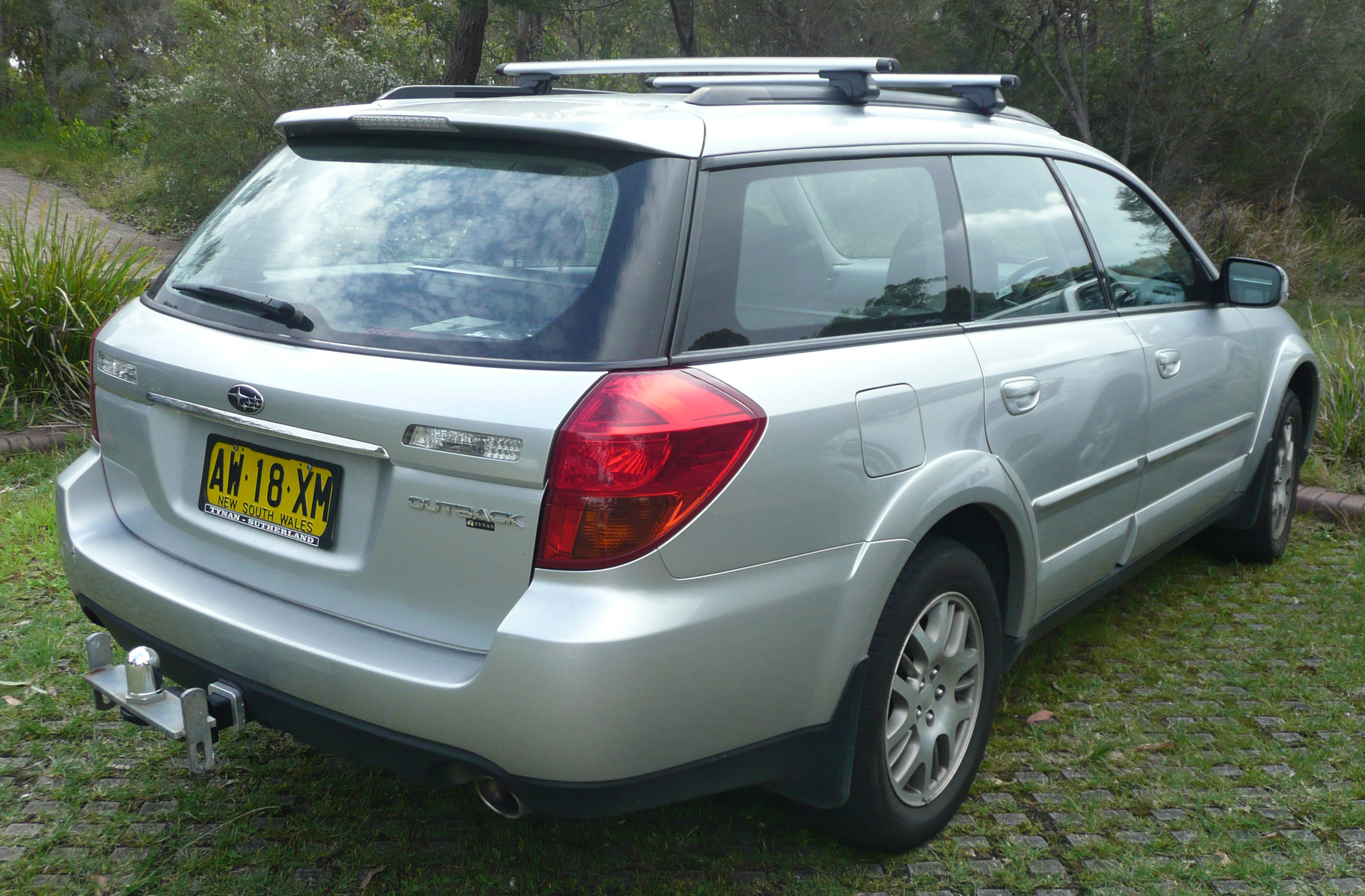 Subaru Outback III 2003 - 2006 Sedan #2