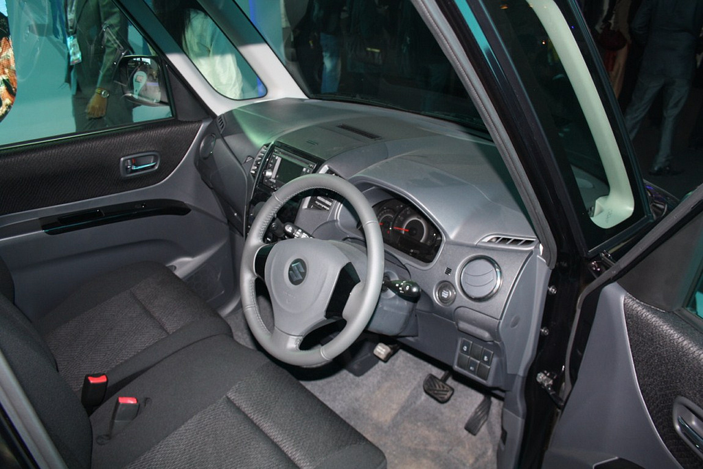Suzuki Palette 2008 - 2013 Compact MPV #6