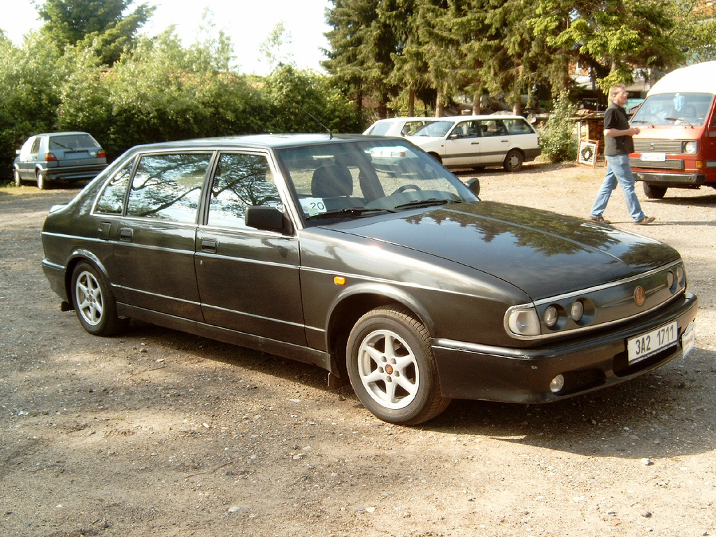 Tatra T700 1996 - 1999 Sedan #6