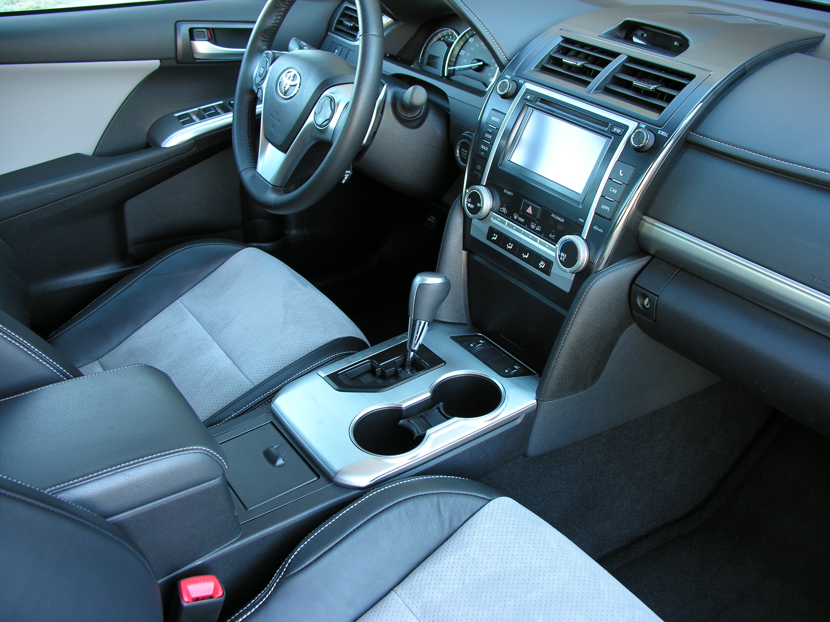 Toyota Aurion I 2006 - 2012 Sedan #3