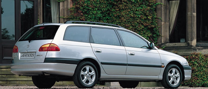 Toyota Avensis I Restyling 2000 - 2003 Station wagon 5 door #1