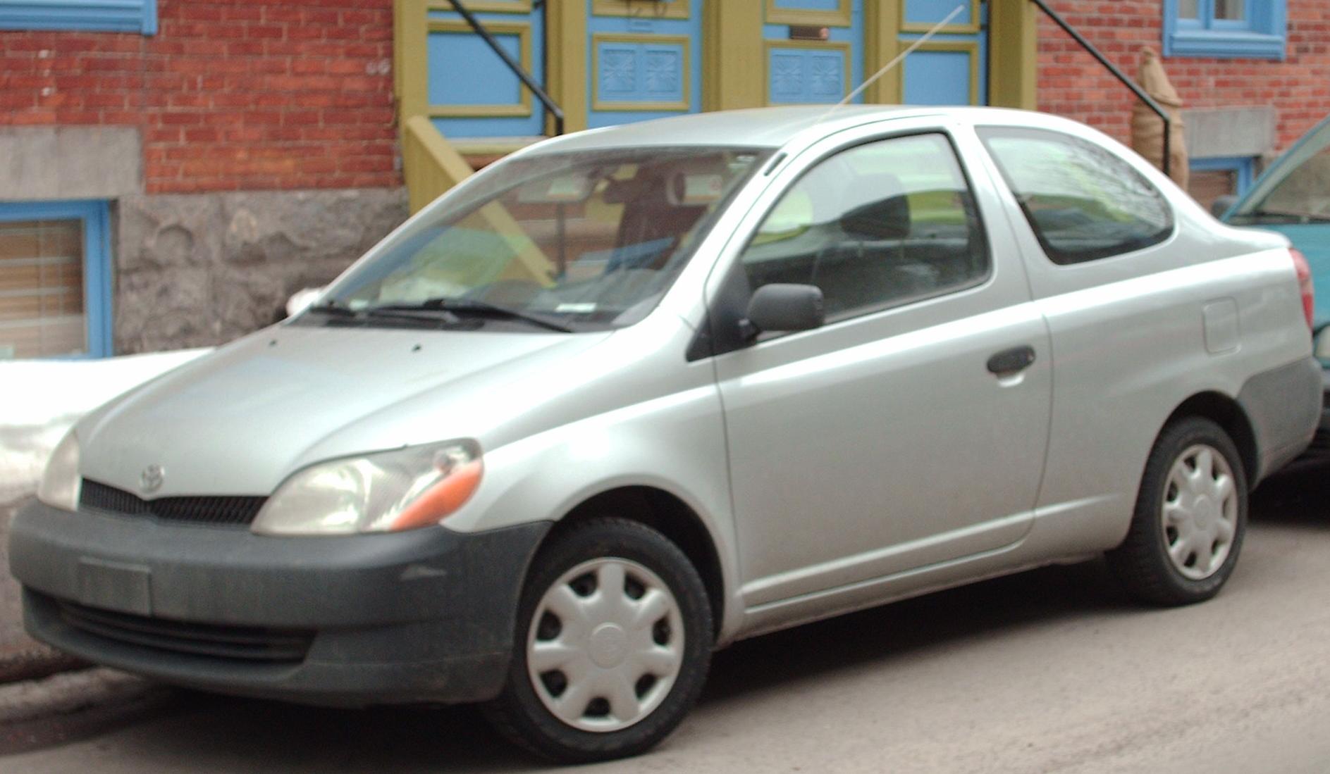 Toyota Echo 1999 - 2005 Coupe #3
