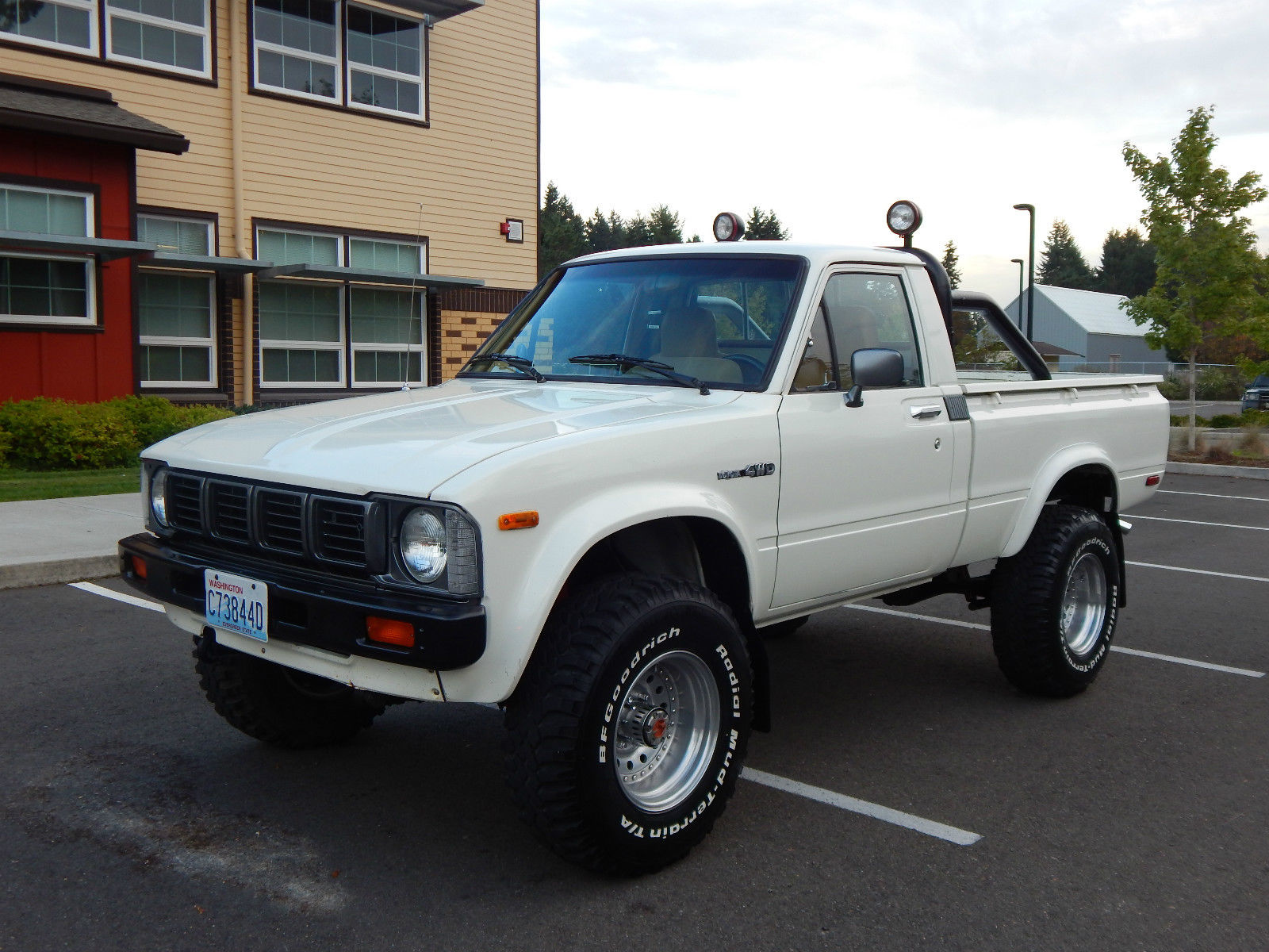 Toyota Hilux V 1988 - 1997 Pickup #1