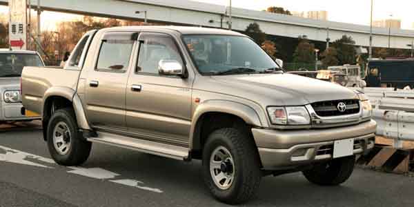 Toyota Hilux VI Restyling 2001 - 2005 Pickup #5