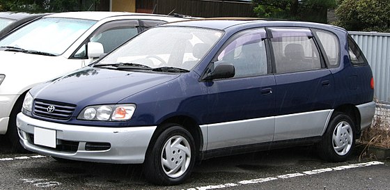 Toyota Ipsum I (M10) 1995 - 2001 Compact MPV #7