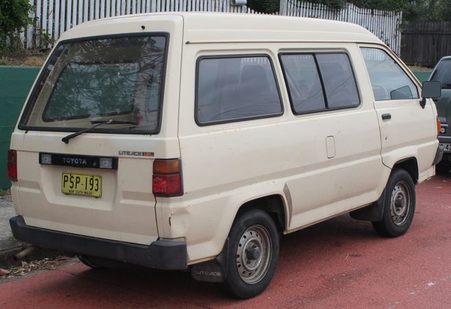 Toyota LiteAce IV 1992 - 1996 Minivan #1