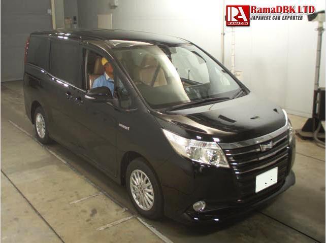Toyota Noah III (R80) 2014 - now Minivan #1