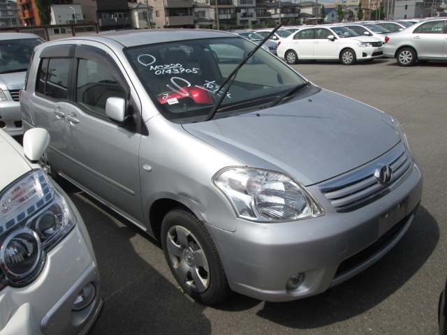 Toyota Raum II 2003 - 2011 Compact MPV #4