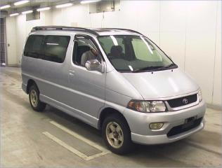 Toyota Regius 1999 - 2002 Minivan #4