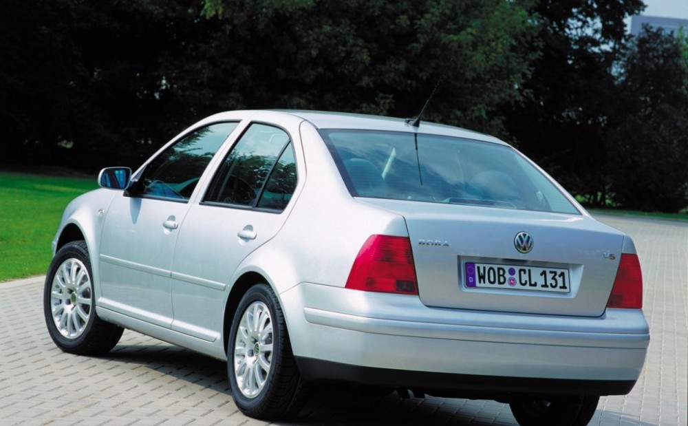 Volkswagen Bora 1998 - 2005 Sedan #4