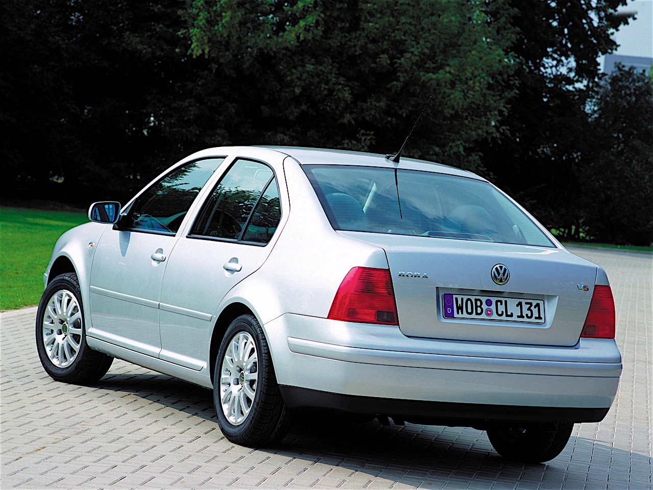 Volkswagen Bora 1998 - 2005 Sedan #5