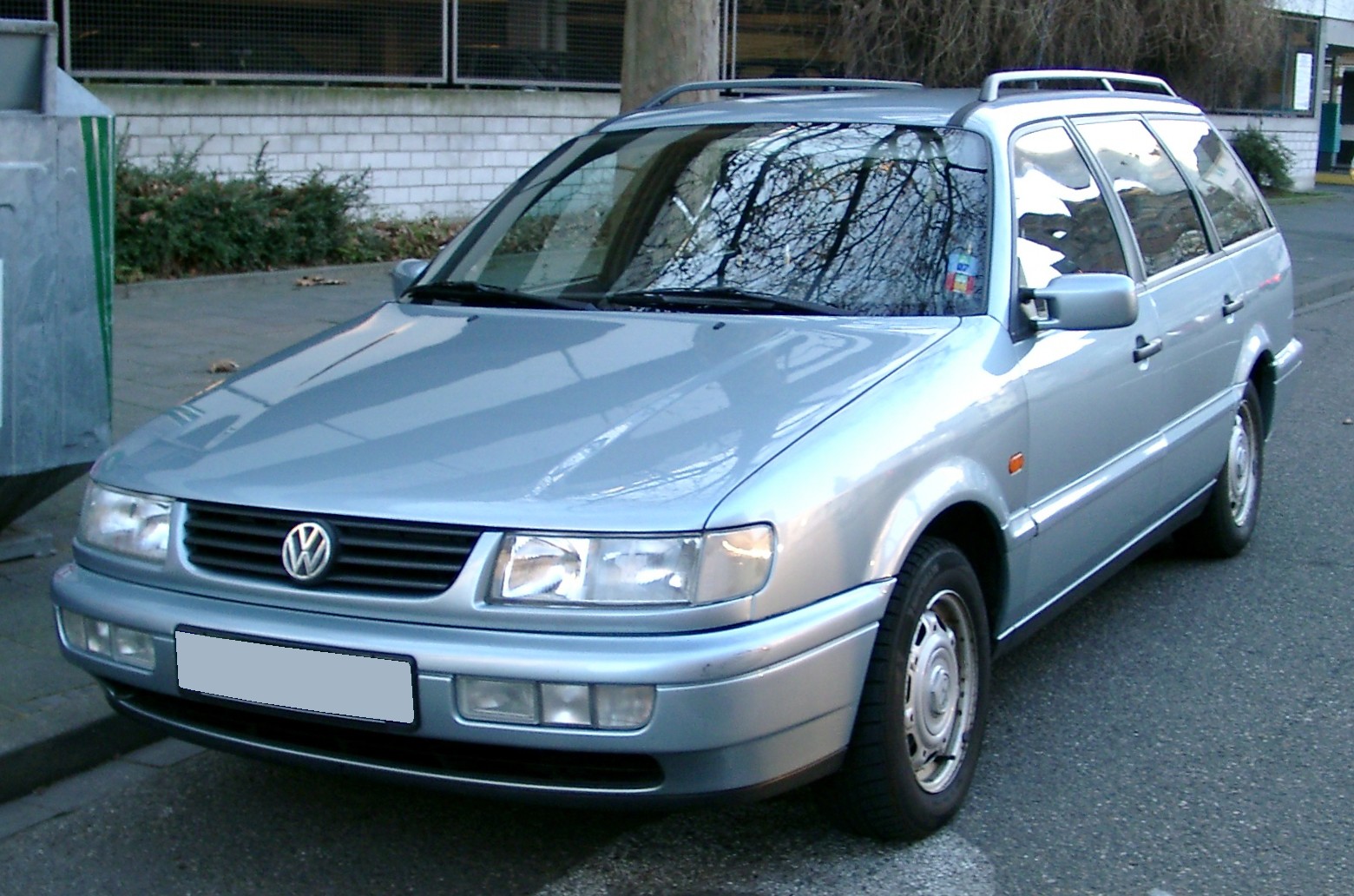 Volkswagen Passat B4 1993 - 1997 Station wagon 5 door #1
