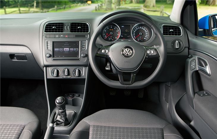 Volkswagen Polo V 2009 - 2015 Sedan #6