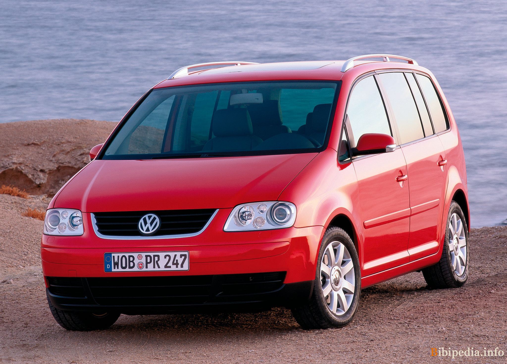 Volkswagen Touran I 2003 - 2006 Compact MPV #1