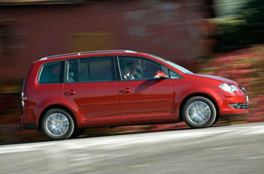 Volkswagen Touran I Restyling 2006 - 2010 Compact MPV #5
